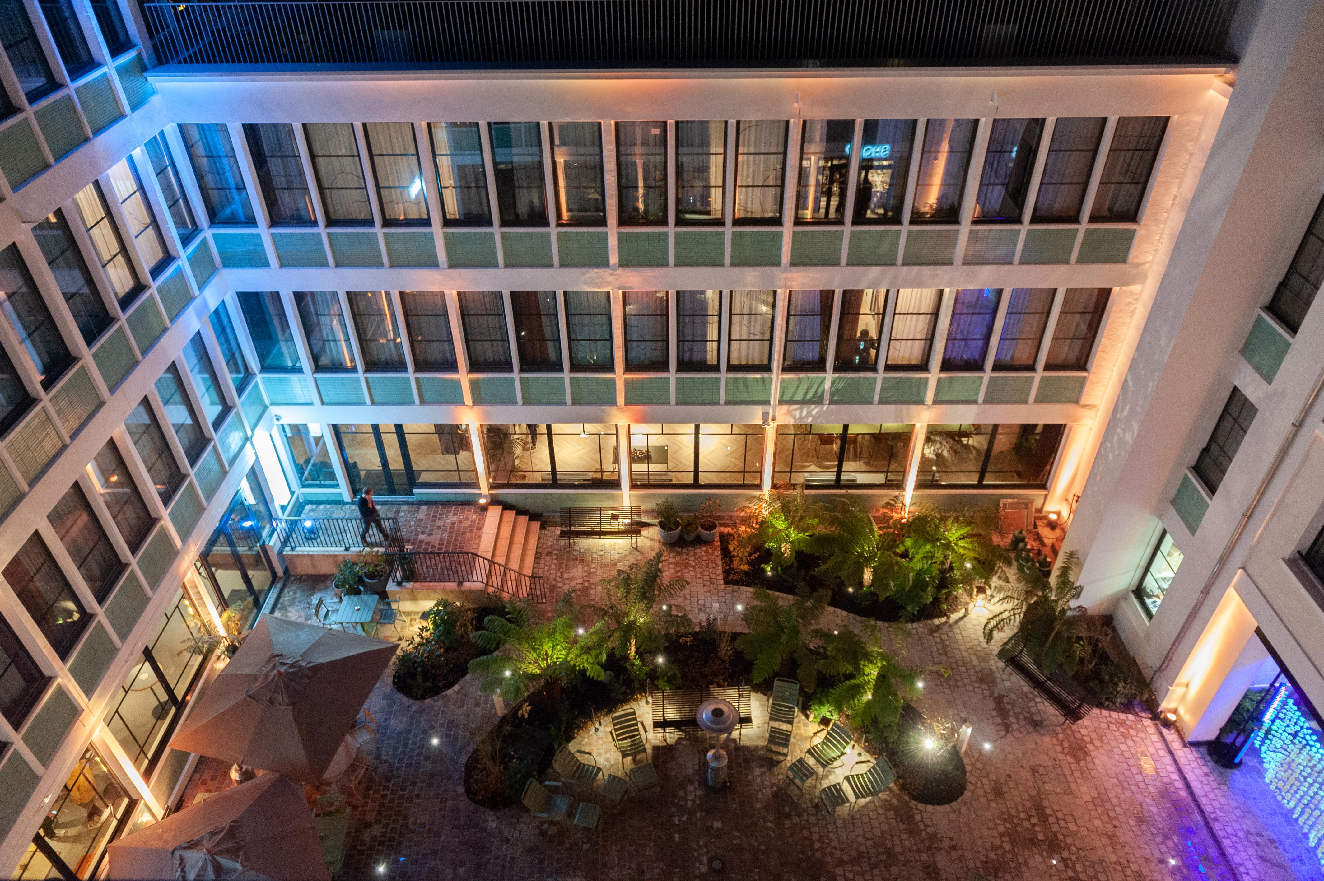 Hotel Le Grand Quartier Paris Exterior foto