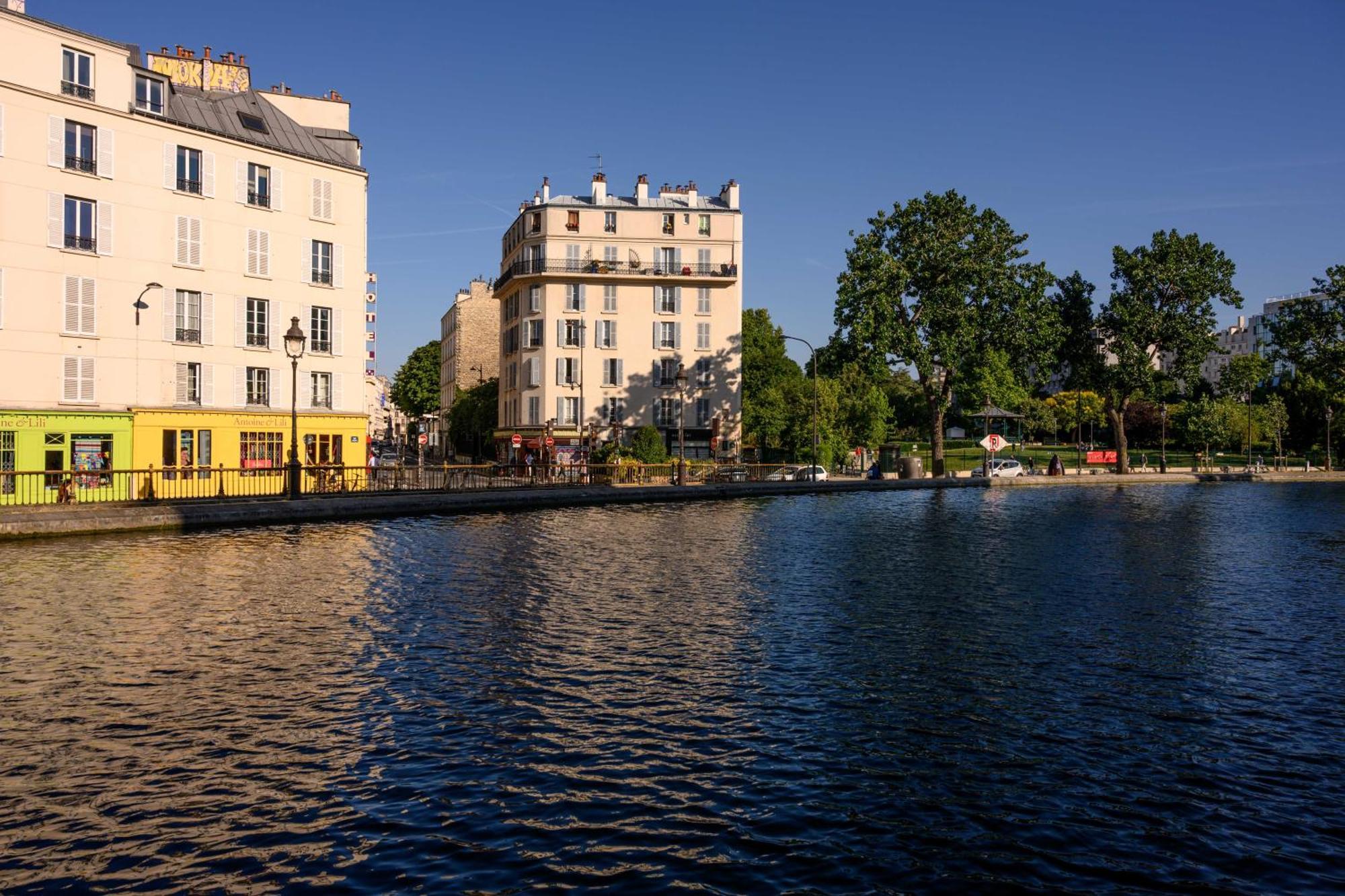 Hotel Le Grand Quartier Paris Exterior foto