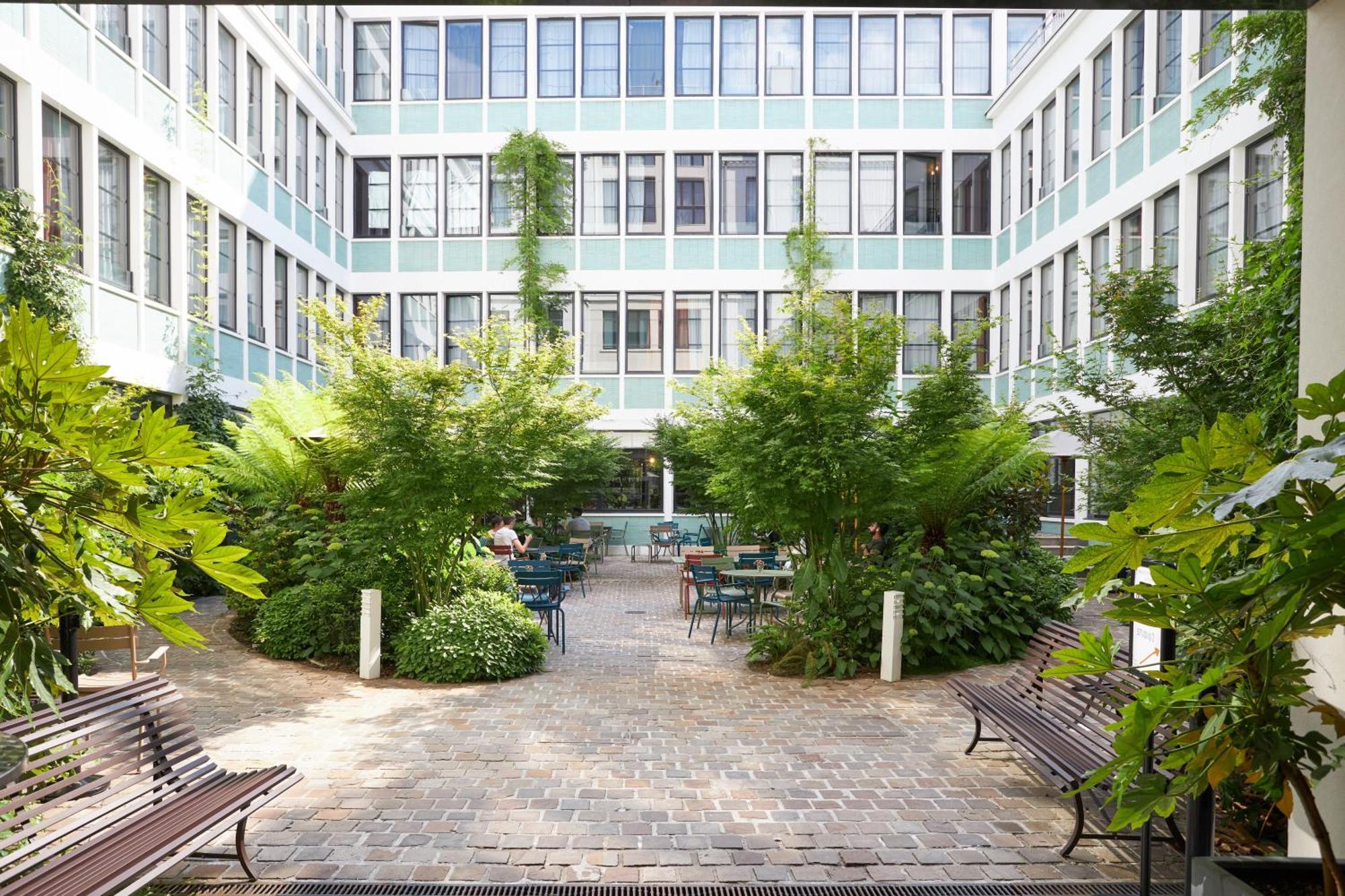 Hotel Le Grand Quartier Paris Exterior foto